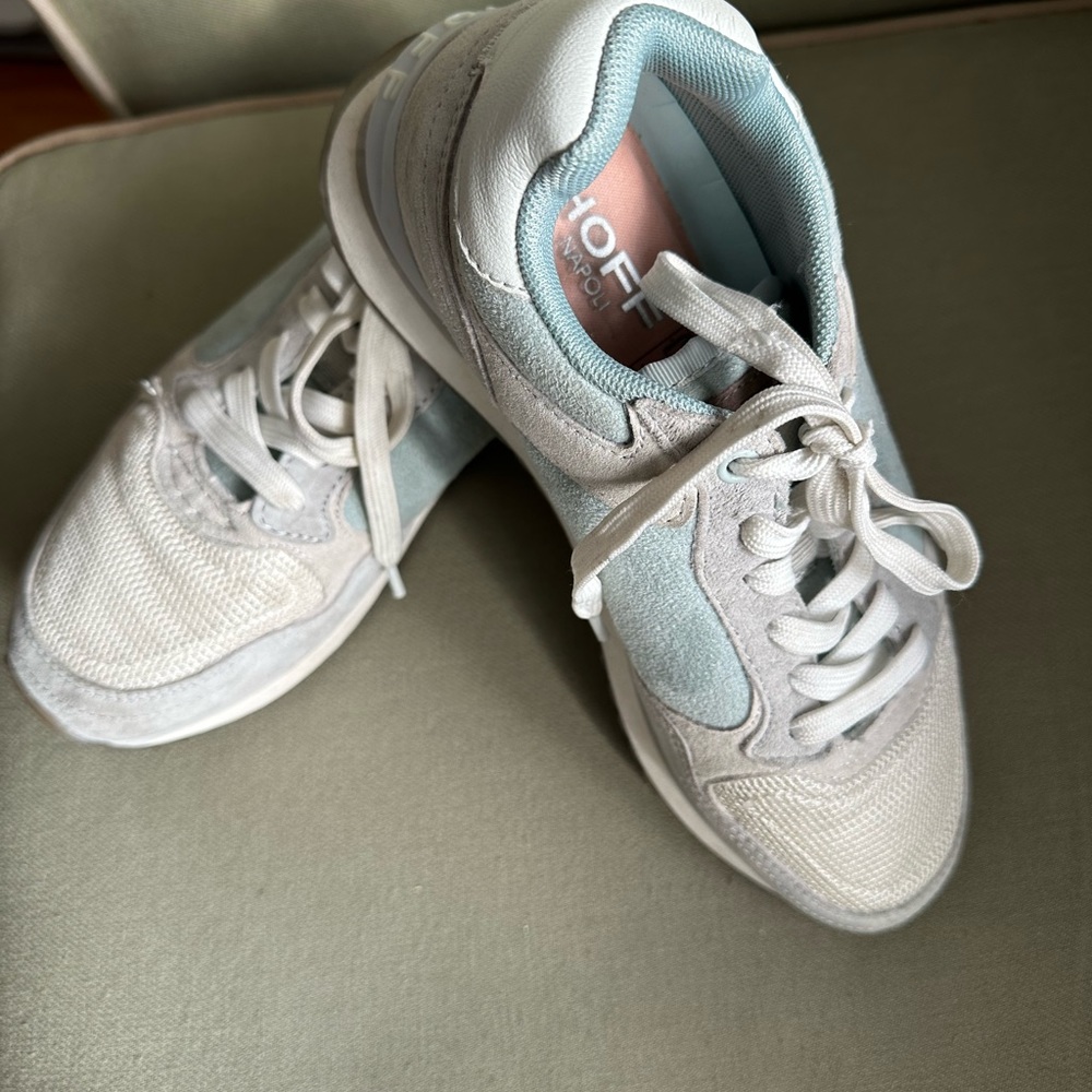 Hoff 👟 women’s Napoli sneaker 👟 - cream- blue- gray size 38
